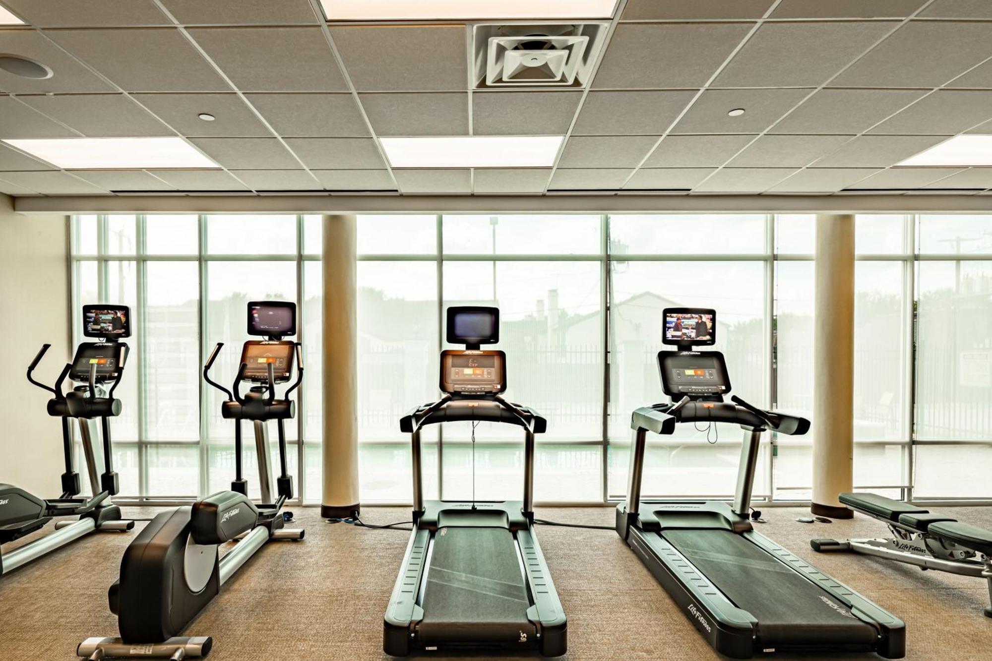 Springhill Suites Dallas Central Expressway Εξωτερικό φωτογραφία