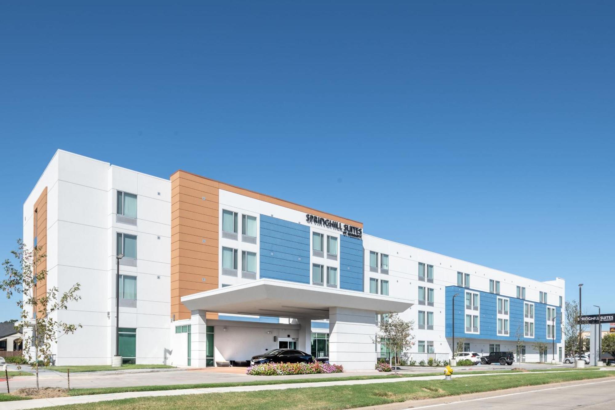 Springhill Suites Dallas Central Expressway Εξωτερικό φωτογραφία