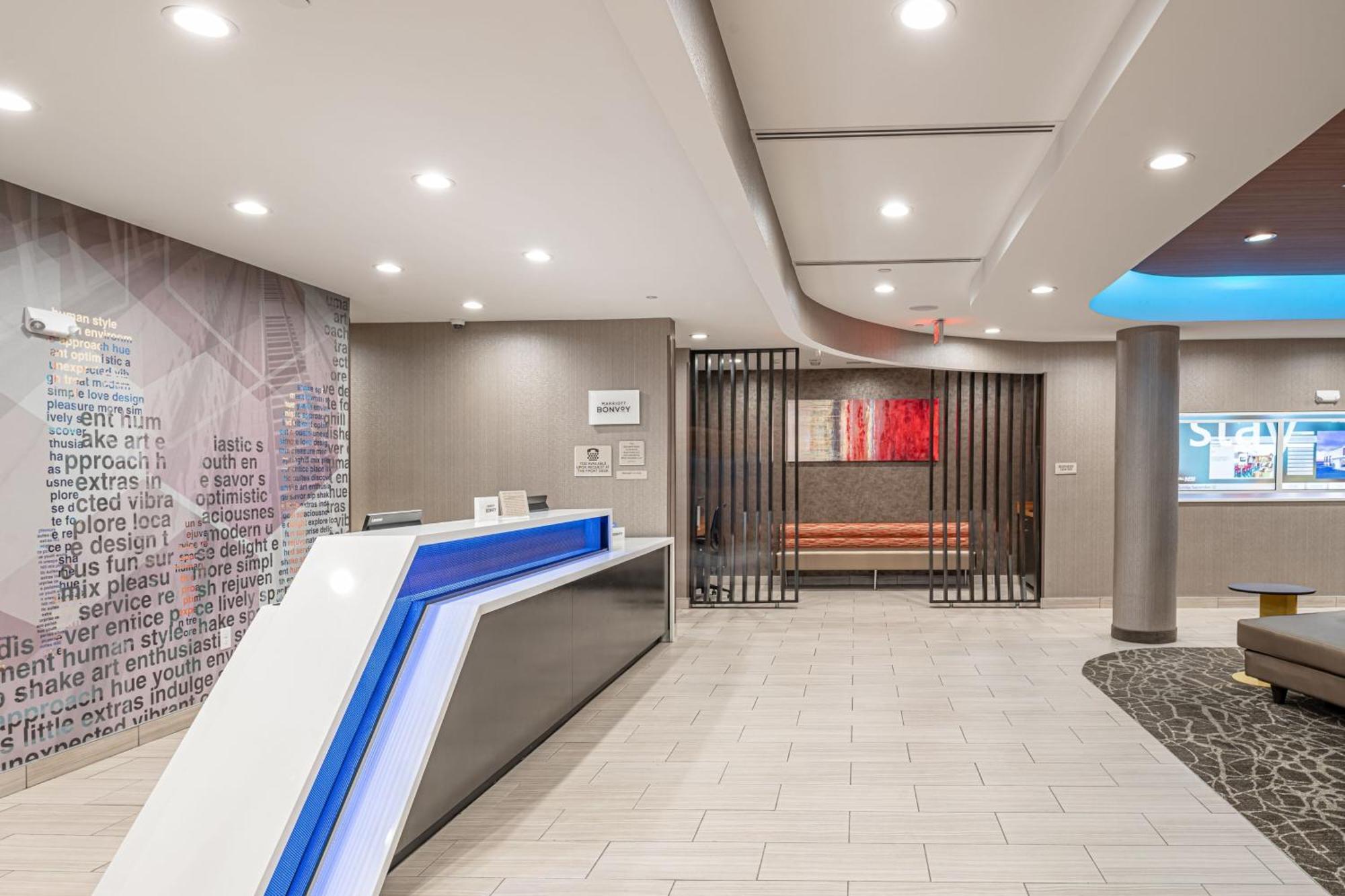 Springhill Suites Dallas Central Expressway Εξωτερικό φωτογραφία