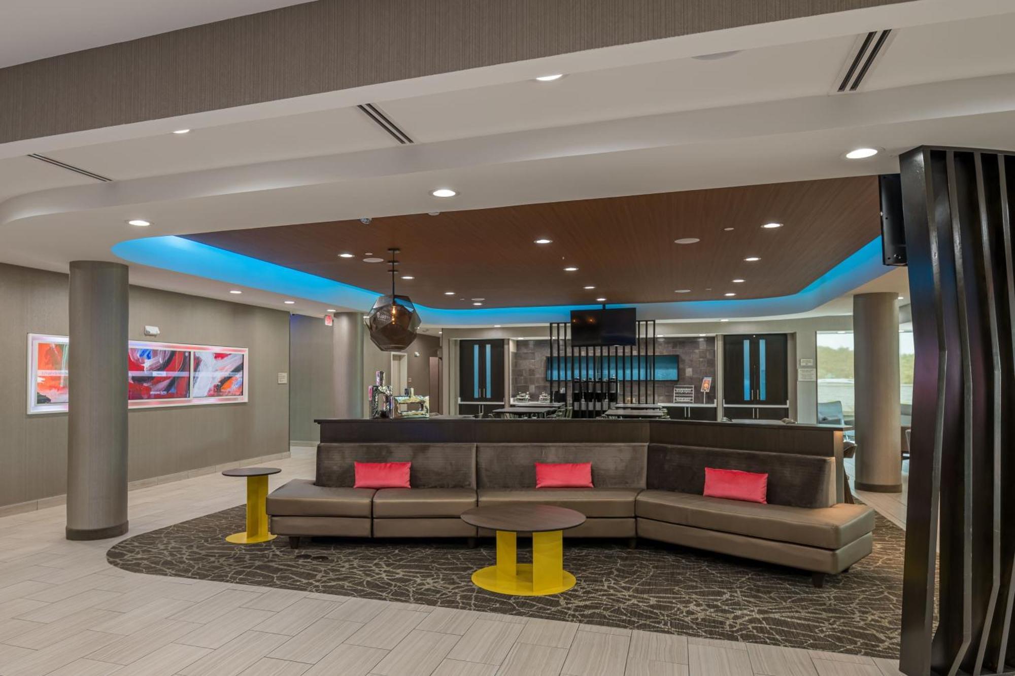 Springhill Suites Dallas Central Expressway Εξωτερικό φωτογραφία