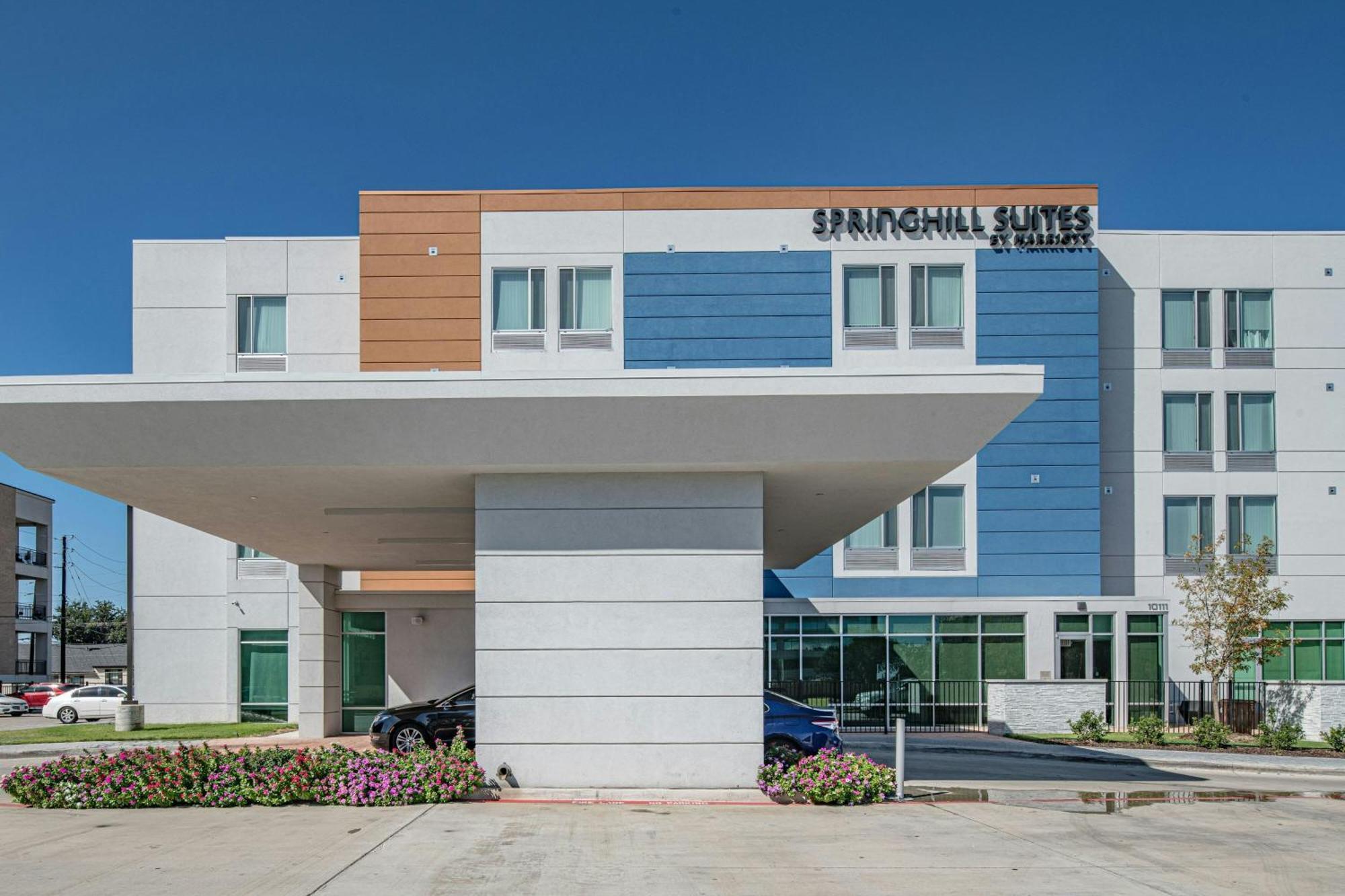 Springhill Suites Dallas Central Expressway Εξωτερικό φωτογραφία